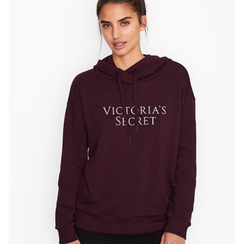 🔥NWT VICTORIAS SECRET HOODIE🔥